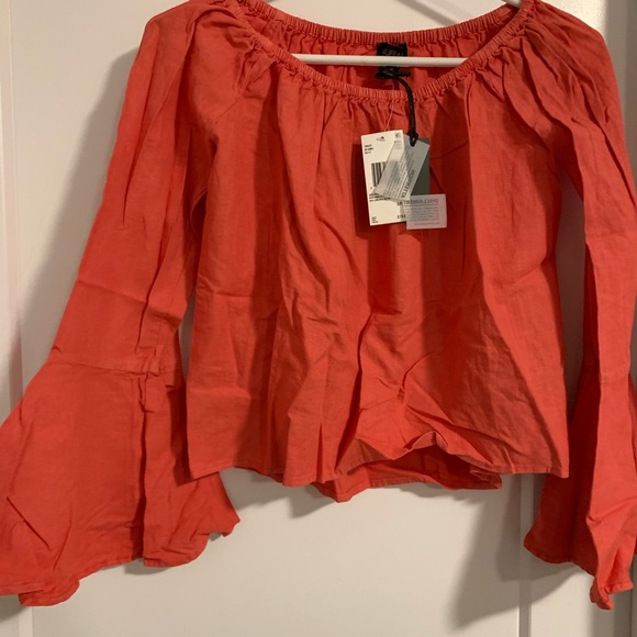 Tops - Picture 7 of 16